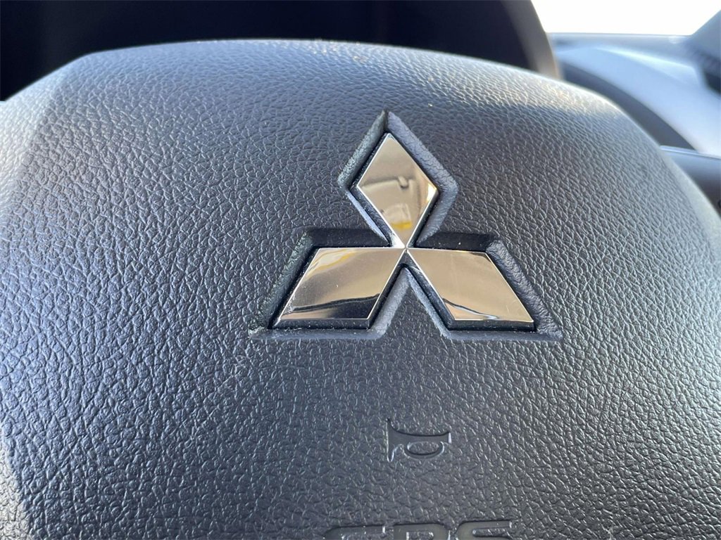 Used 2025 Mitsubishi Eclipse Cross SE image 31