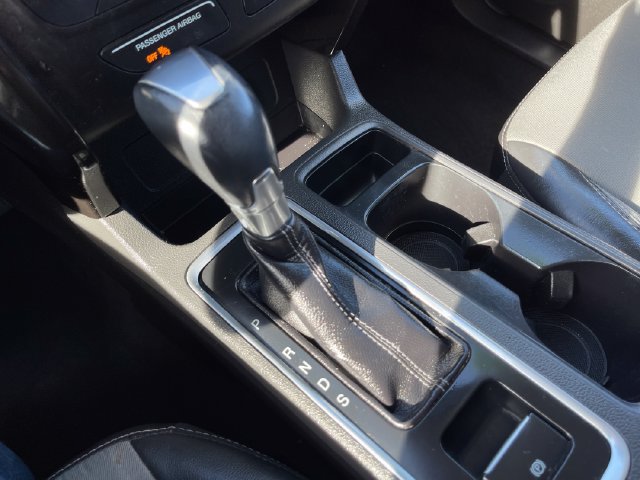 Used 2017 Ford Escape SE w/ SE Sport Appearance Package FWD image 24