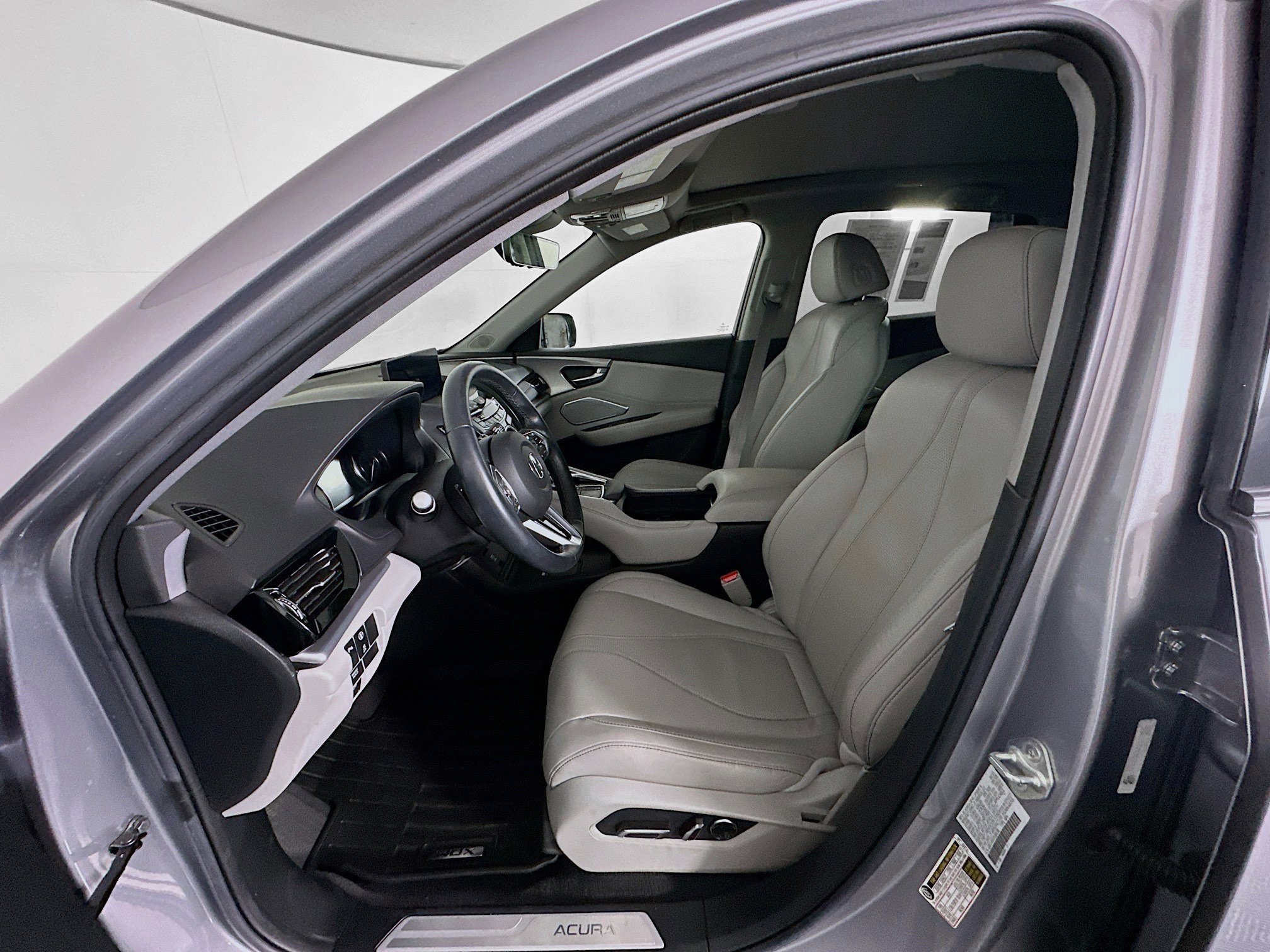 Used 2023 Acura RDX FWD w/ Technology Package image 13