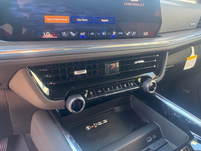 New 2026 Chevrolet Tahoe High Country w/ Sun And Tow Package AWD/4WD image 22