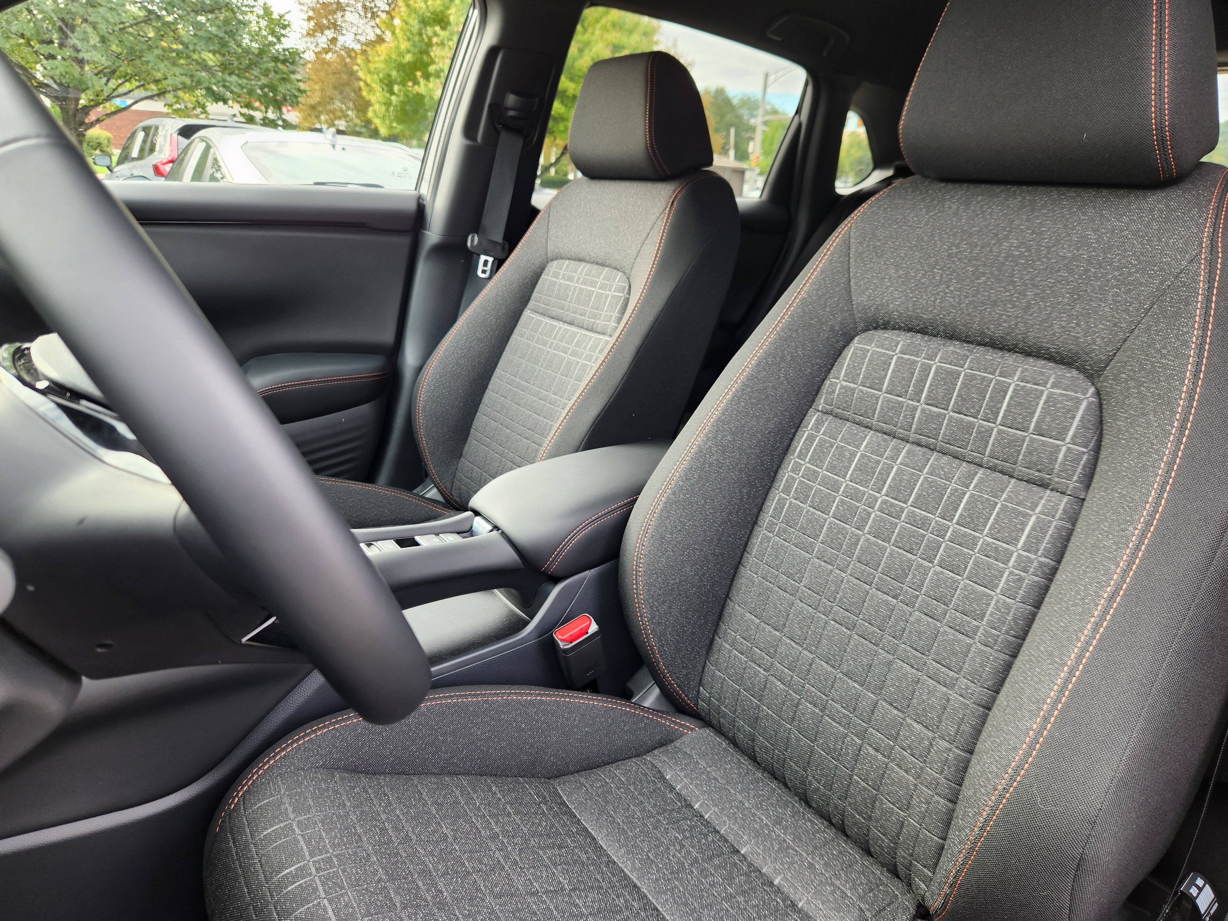 Used 2027 Honda HR-V Sport image 7