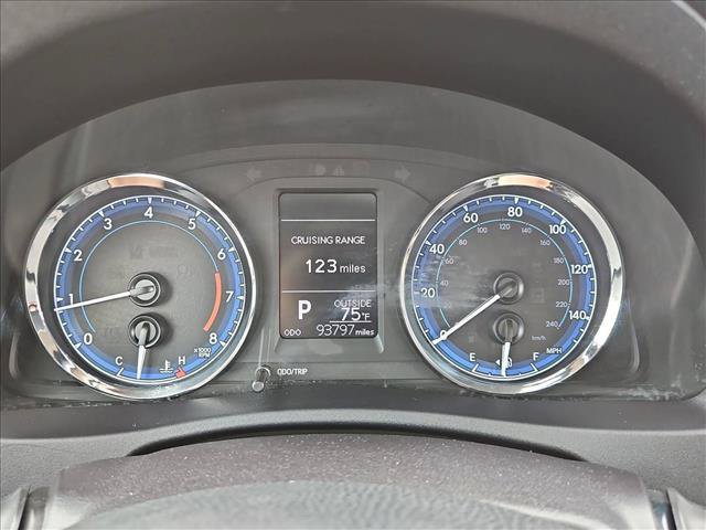 Used 2019 Toyota Corolla LE FWD image 11