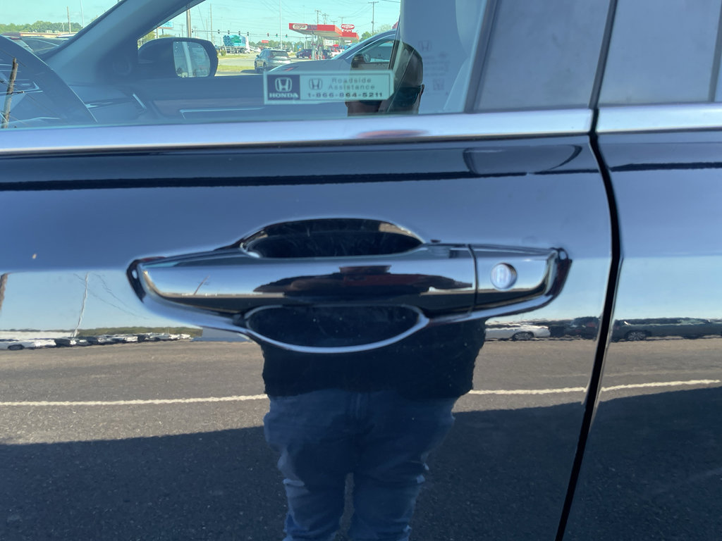 Used 2022 Honda CR-V Touring image 7