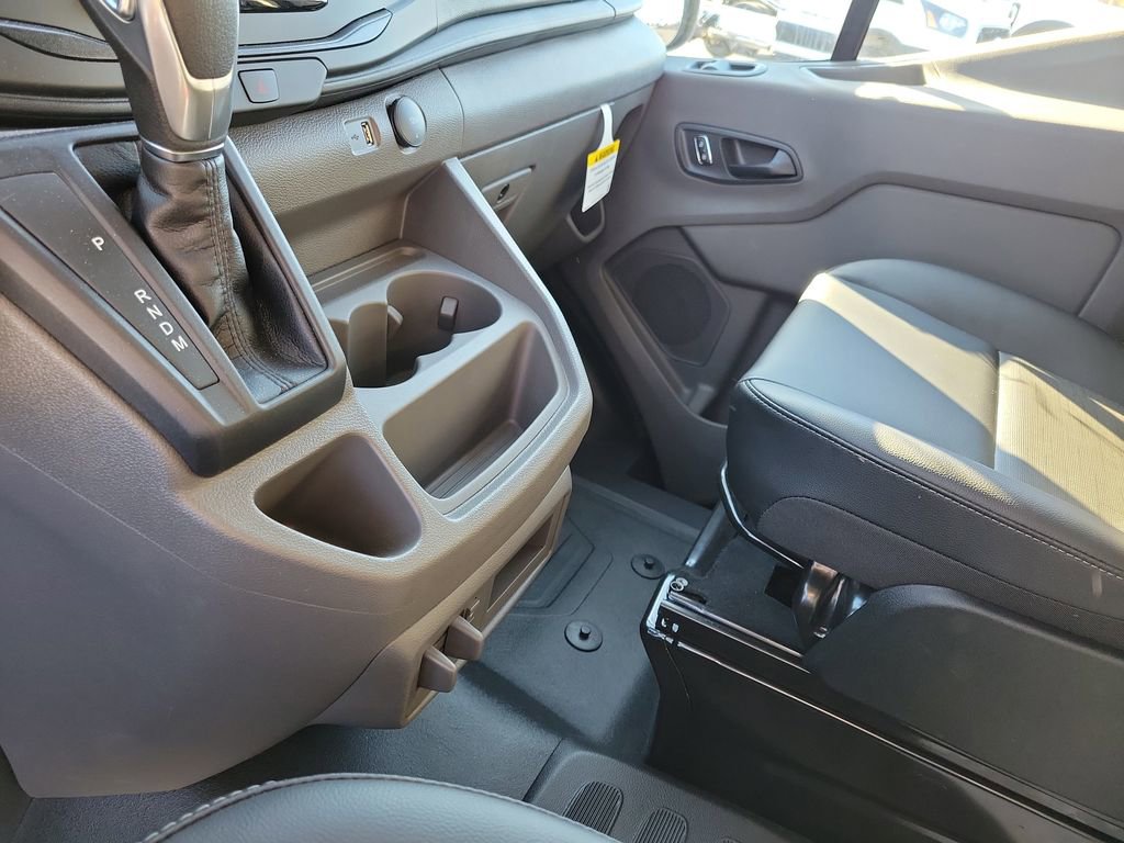 New 2025 Ford Transit 250 Base image 30