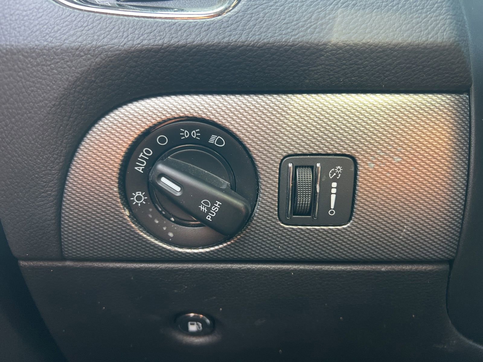 Used 2019 Dodge Durango GT RWD image 26