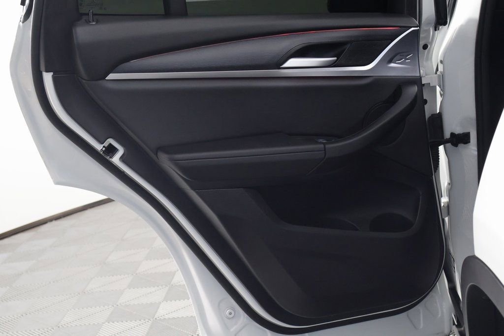 Used 2024 BMW X3 sDrive30i w/ Premium Package image 13