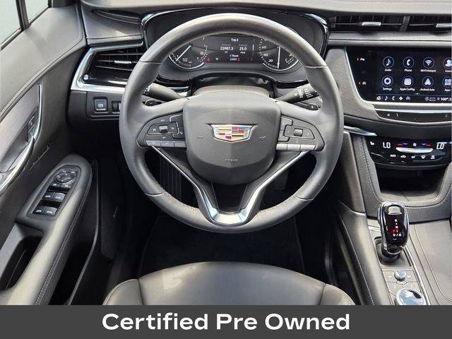 Certified 2025 Cadillac XT6 Luxury FWD image 19