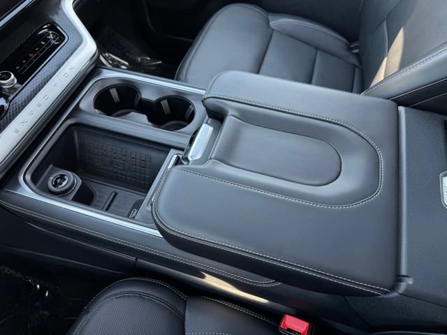 Certified 2025 Ford Expedition Max Platinum w/ Stealth Performance Package AWD/4WD image 25