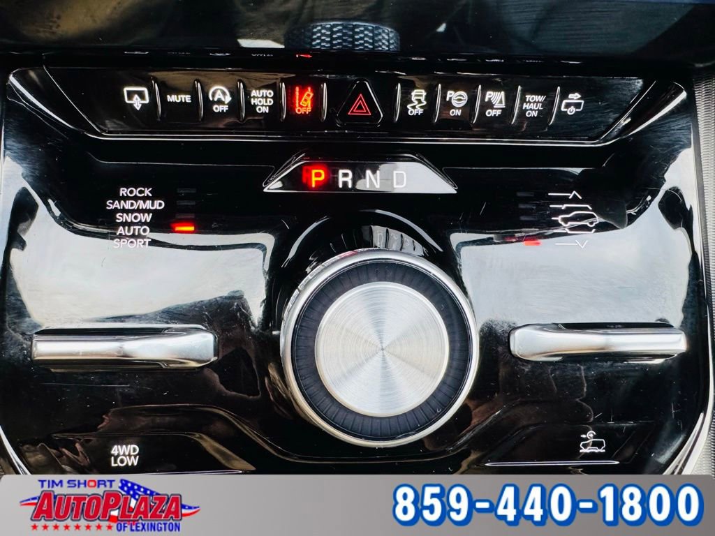 Used 2024 Jeep Grand Wagoneer Series II w/ Quick Order Packagew 28T image 34