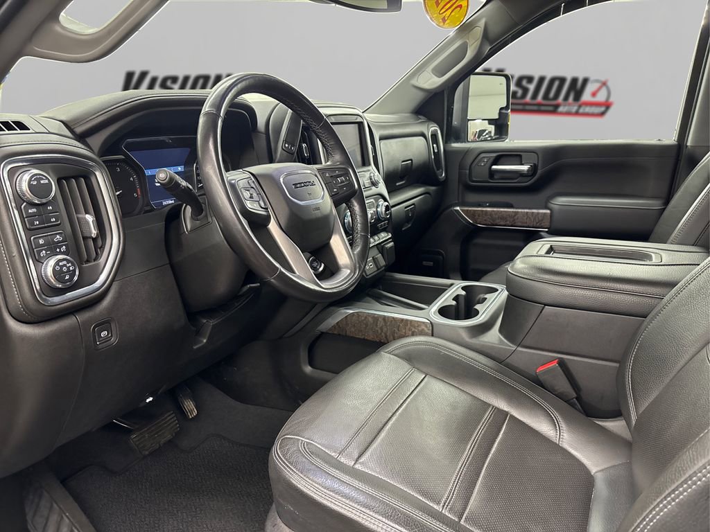 Used 2022 GMC Sierra 3500 Denali image 9