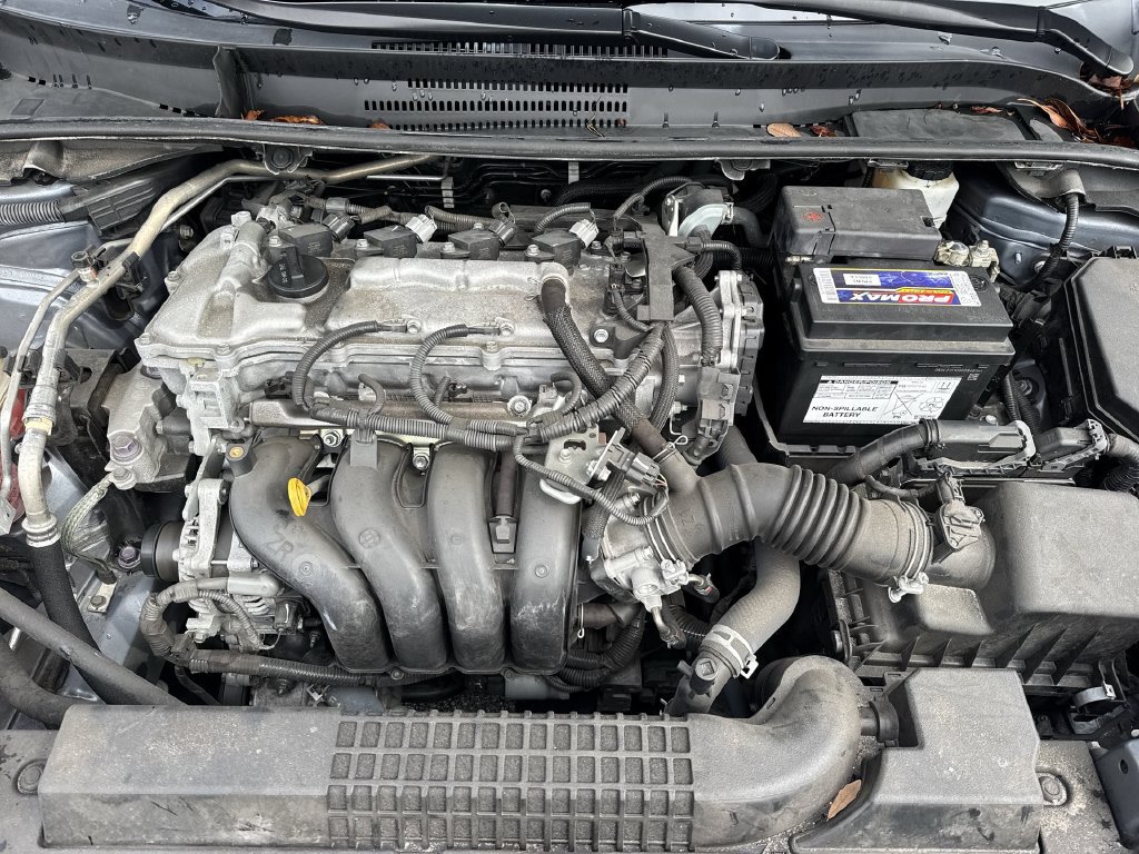 Used 2020 Toyota Corolla LE FWD image 57