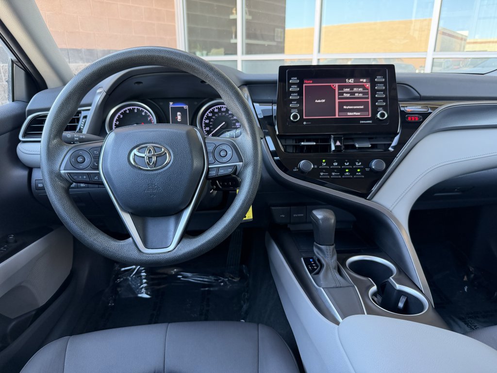 Used 2021 Toyota Camry LE image 16