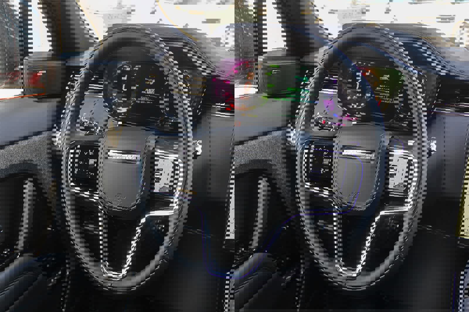 New 2025 Land Rover Range Rover Sport SE image 14