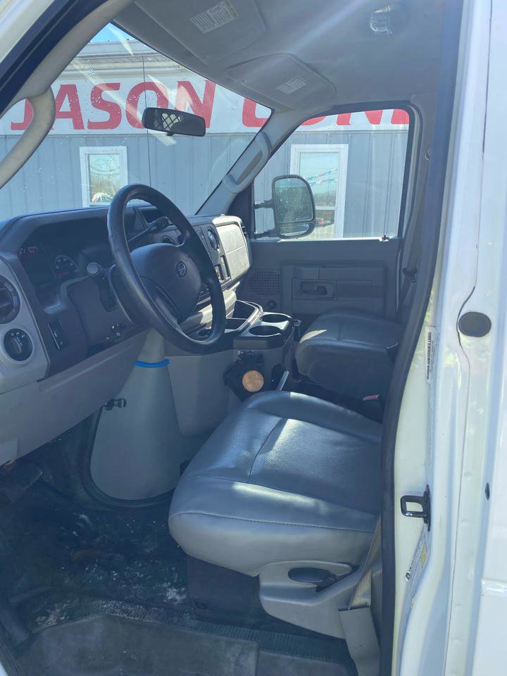 Used 2012 Ford E-350 and Econoline 350 Super Duty image 8