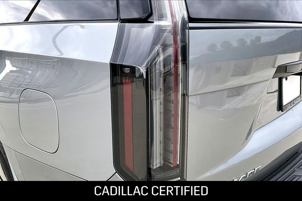 Used 2025 Cadillac Escalade ESV Sport w/ Touring Package AWD/4WD image 26