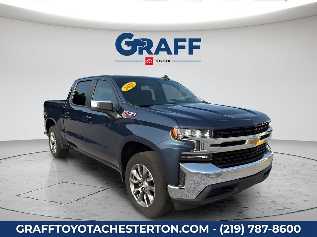 Used 2022 Chevrolet Silverado 1500 LT w/ Z71 Off-Road Package AWD/4WD image 3