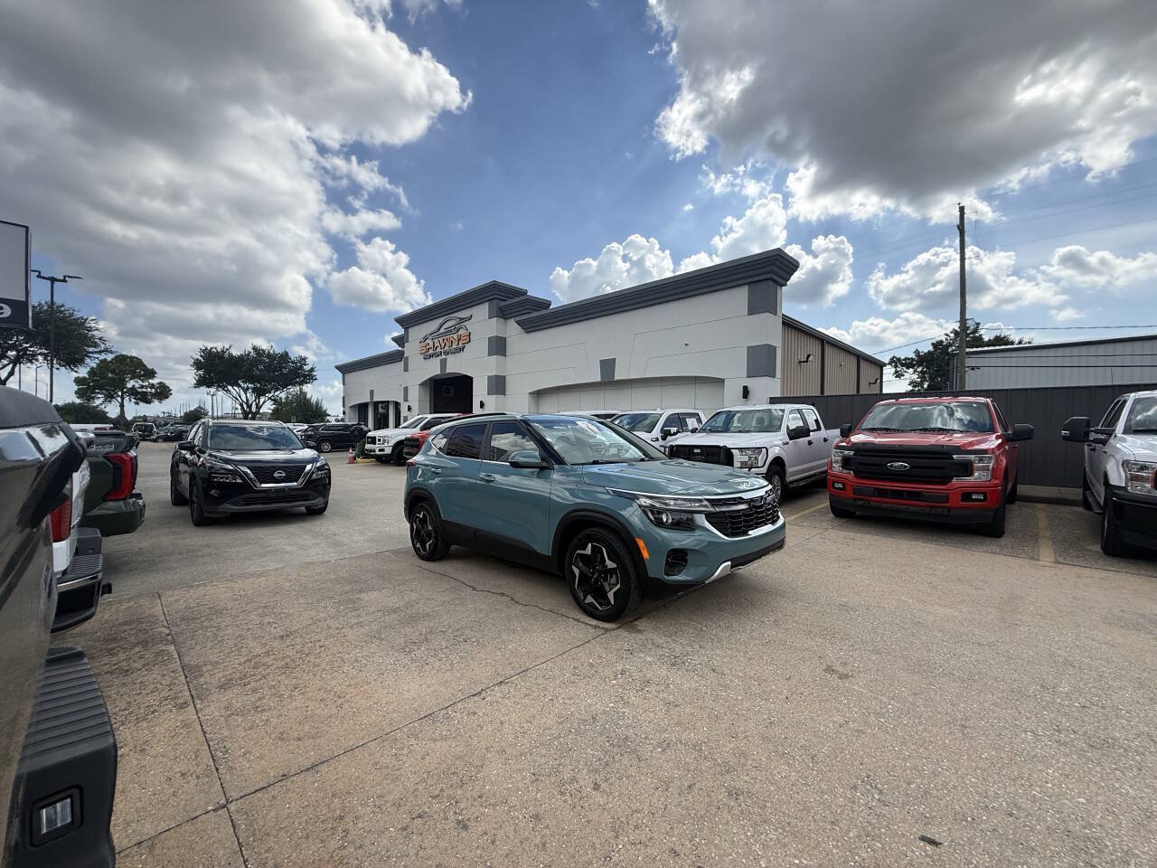 Used 2024 Kia Seltos EX FWD image 42