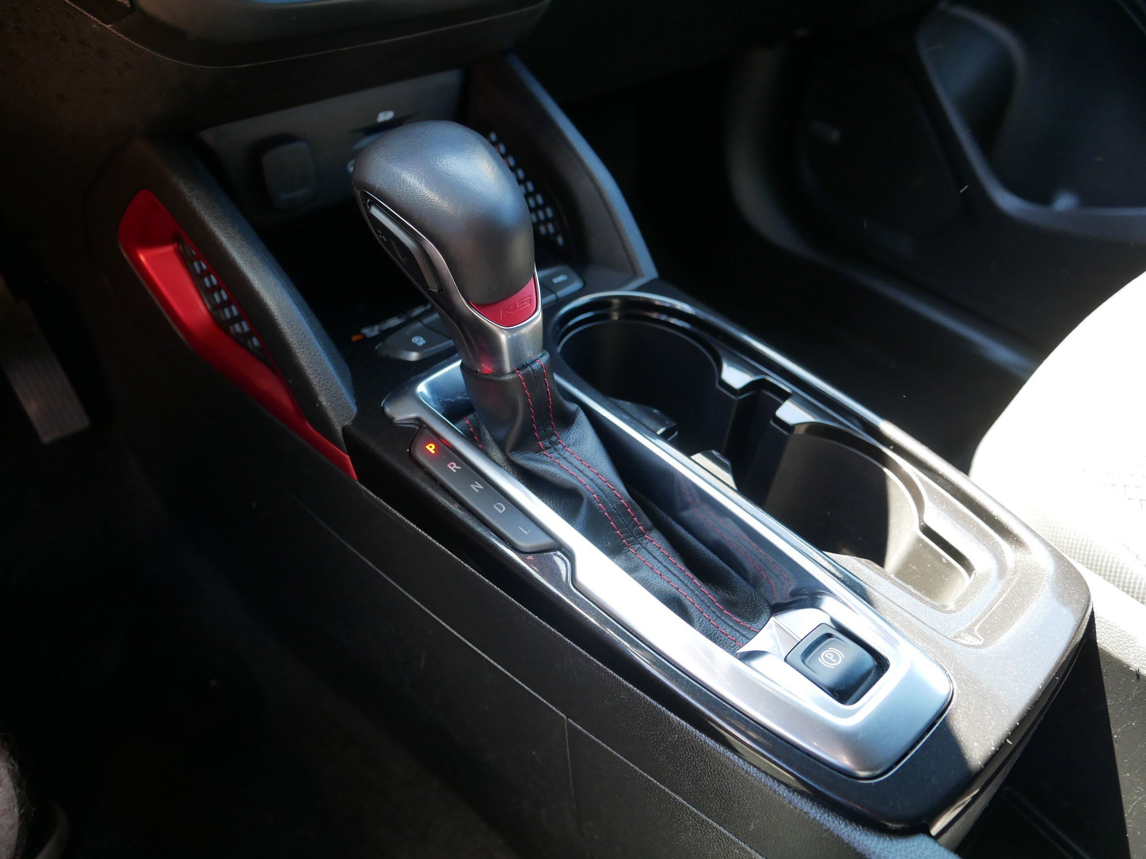 Used 2021 Chevrolet TrailBlazer RS w/ Technology Package image 24