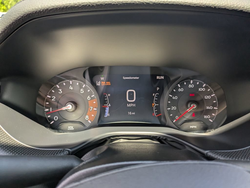 New 2026 Jeep Compass Latitude AWD/4WD image 29