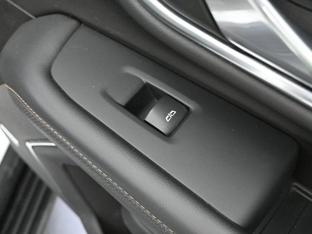 Used 2021 GMC Yukon XL AT4 AWD/4WD image 55