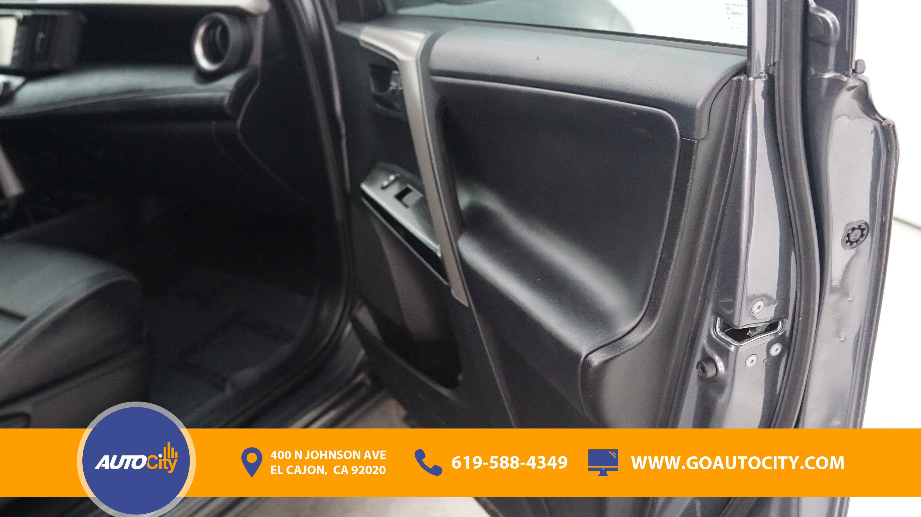 Used 2018 Toyota RAV4 Limited w/ Advanced Technology Package FWD image 14