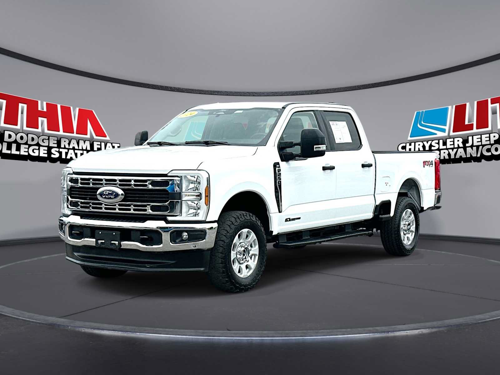 Used 2024 Ford F250 XLT w/ FX4 Off-Road Package AWD/4WD image 1