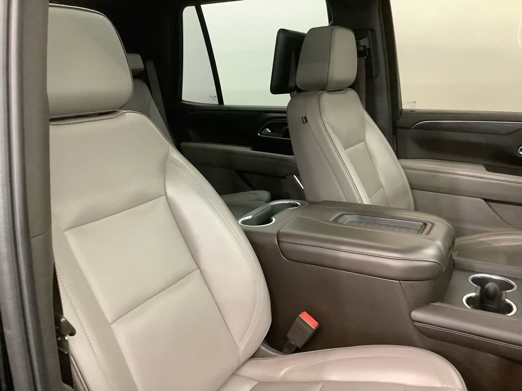 Used 2021 GMC Yukon SLT w/ SLT Luxury Plus Package image 34