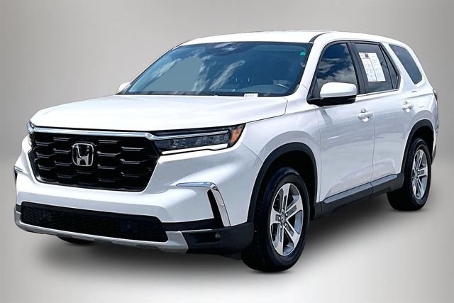 Used 2025 Honda Pilot EX-L image 2