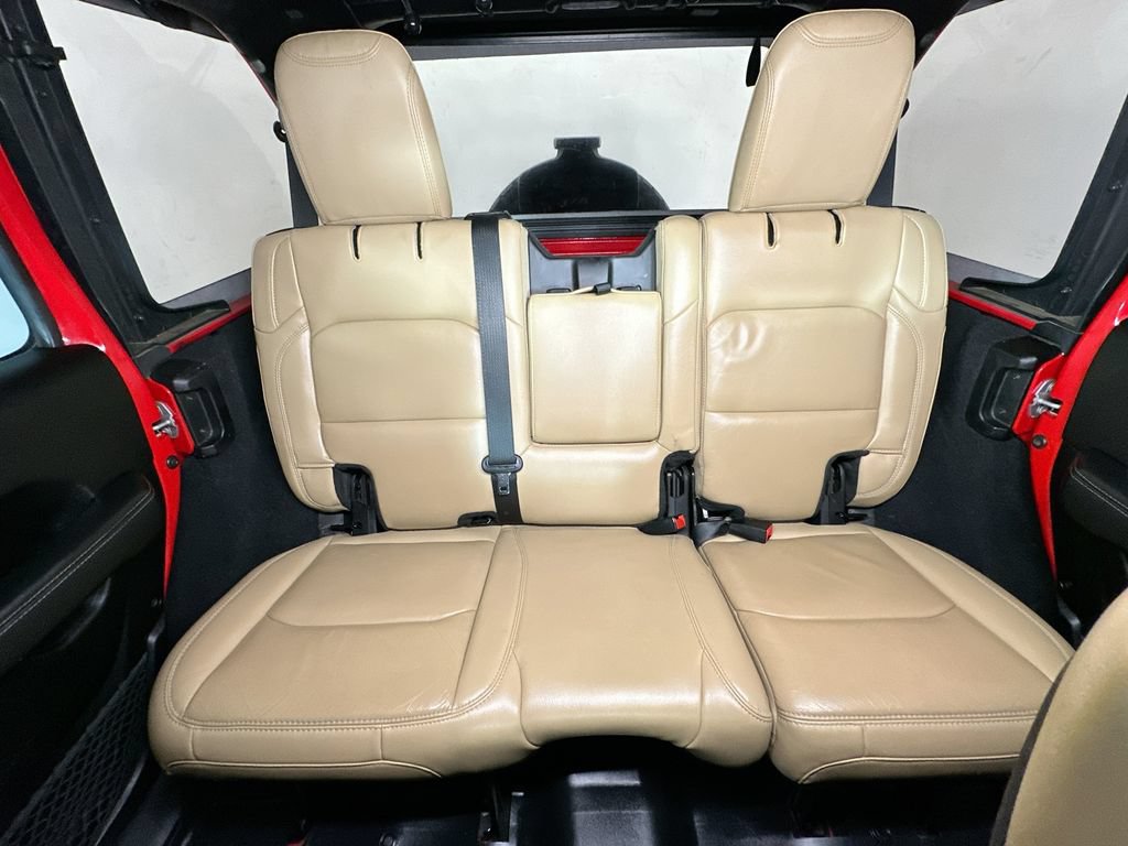 Used 2019 Jeep Wrangler Unlimited Rubicon AWD/4WD image 13