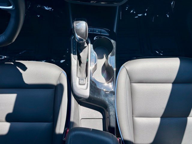 Used 2024 Buick Envista Sport Touring w/ Convenience I Package FWD image 25