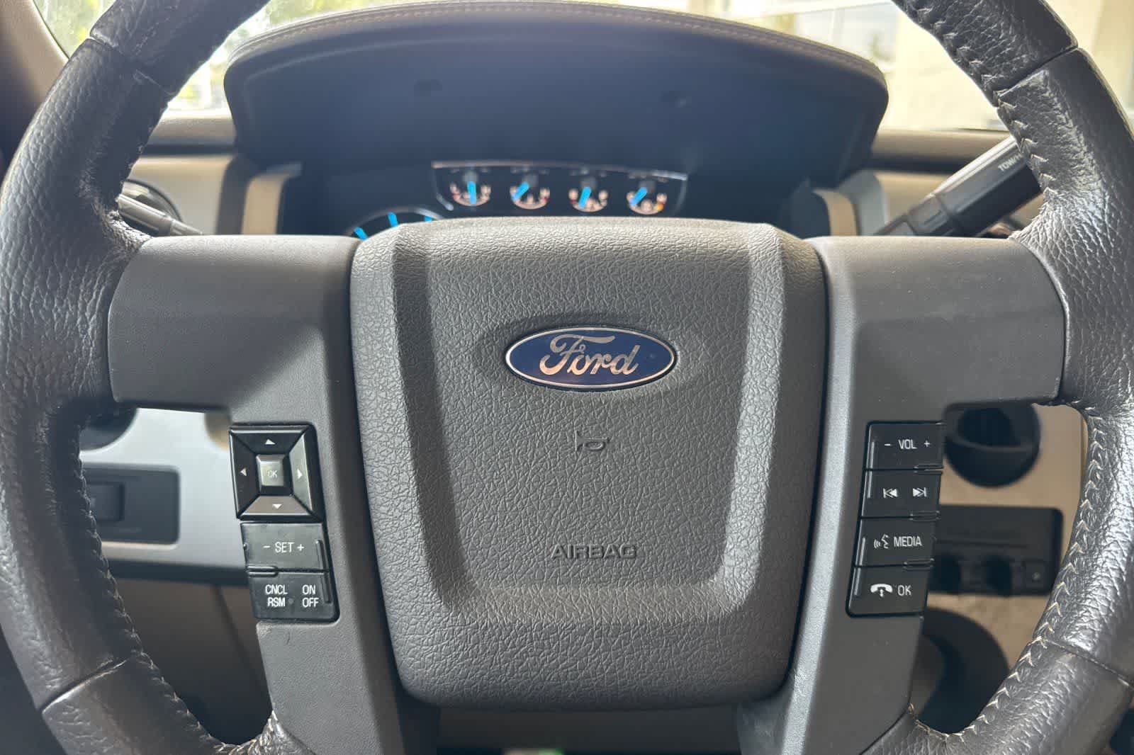 Used 2011 Ford F150 Lariat w/ Lariat Chrome Pkg RWD image 22