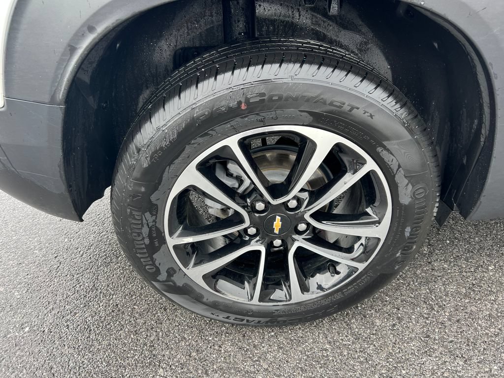 Used 2025 Chevrolet TrailBlazer LT AWD/4WD image 14