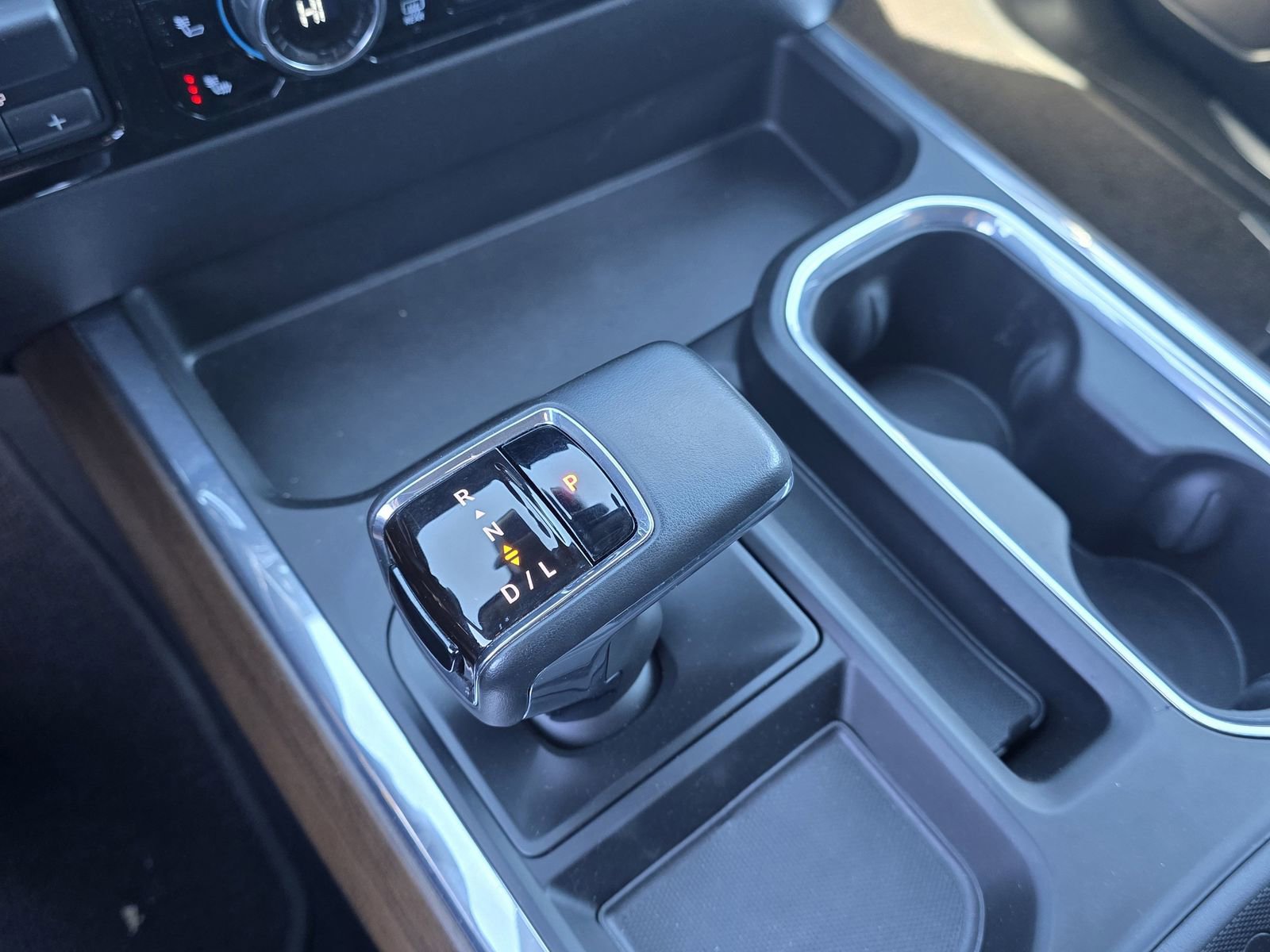 Used 2024 Chevrolet Silverado 1500 High Country w/ Technology Package image 14