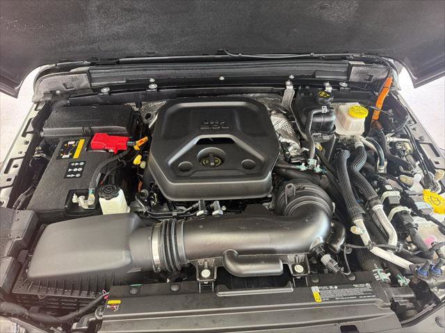 Certified 2025 Jeep Wrangler Unlimited Sahara AWD/4WD image 30