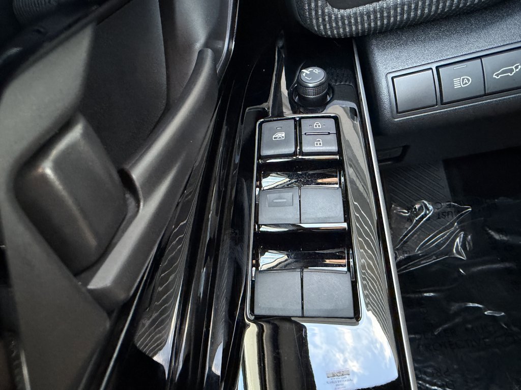 Used 2024 Toyota bZ4X XLE w/ Weather Package image 23