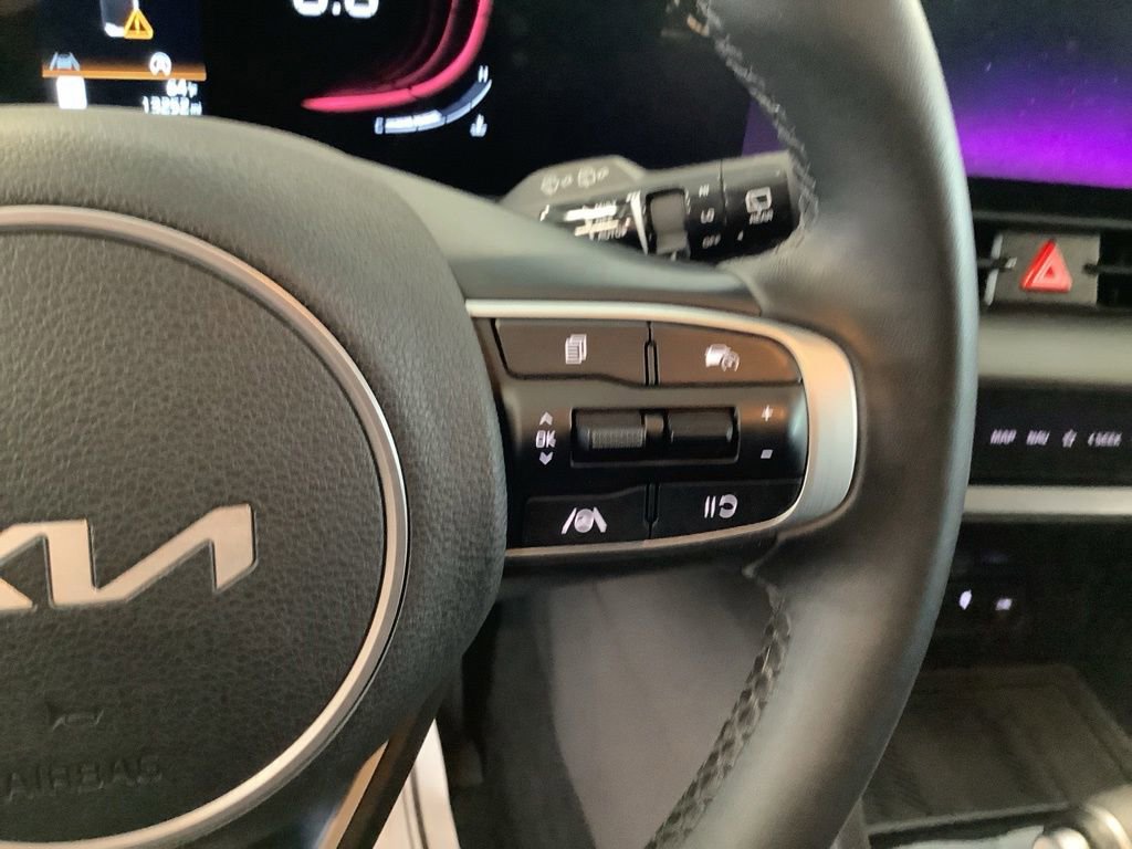 Certified 2024 Kia Sportage EX AWD/4WD image 20