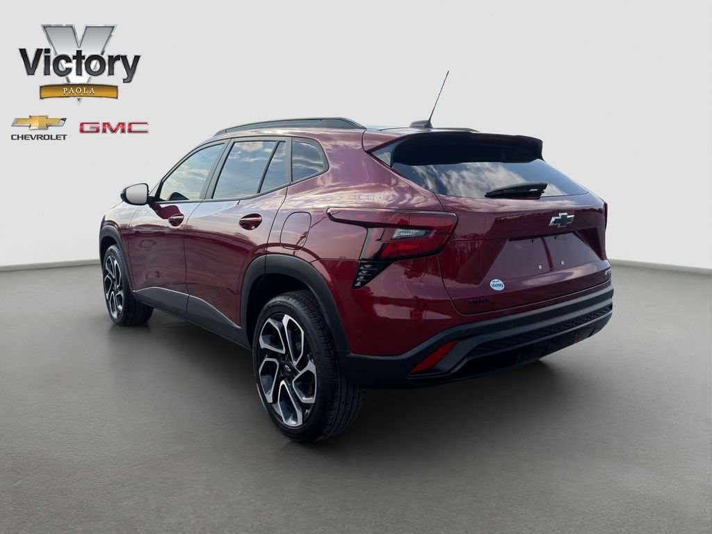 Used 2025 Chevrolet Trax RS w/ Driver Confidence Package image 4