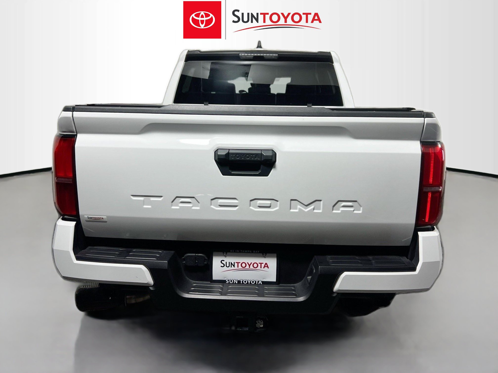 Used 2025 Toyota Tacoma SR5 RWD image 5