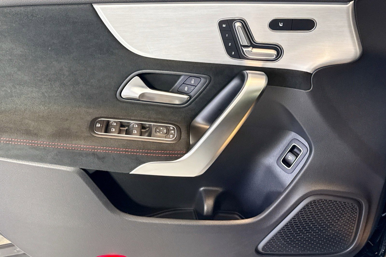 Certified 2023 Mercedes-Benz CLA 250 image 17
