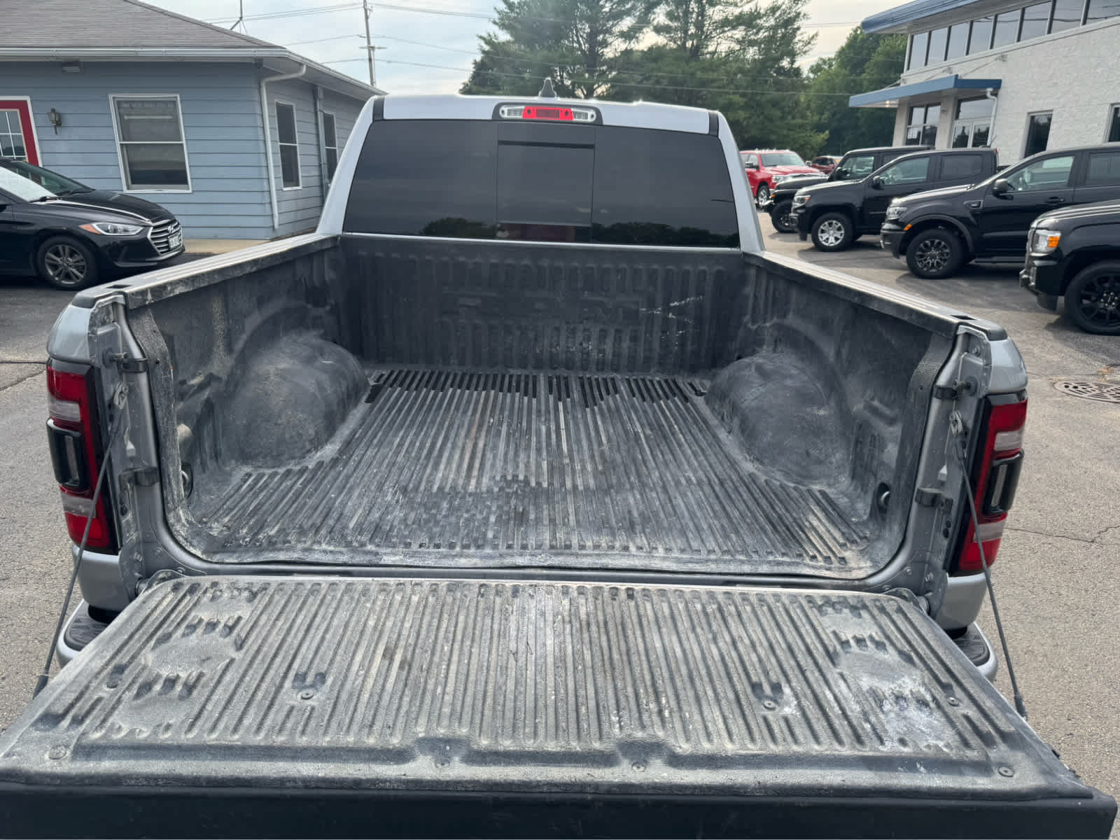 Used 2022 RAM 1500 Laramie AWD/4WD image 19
