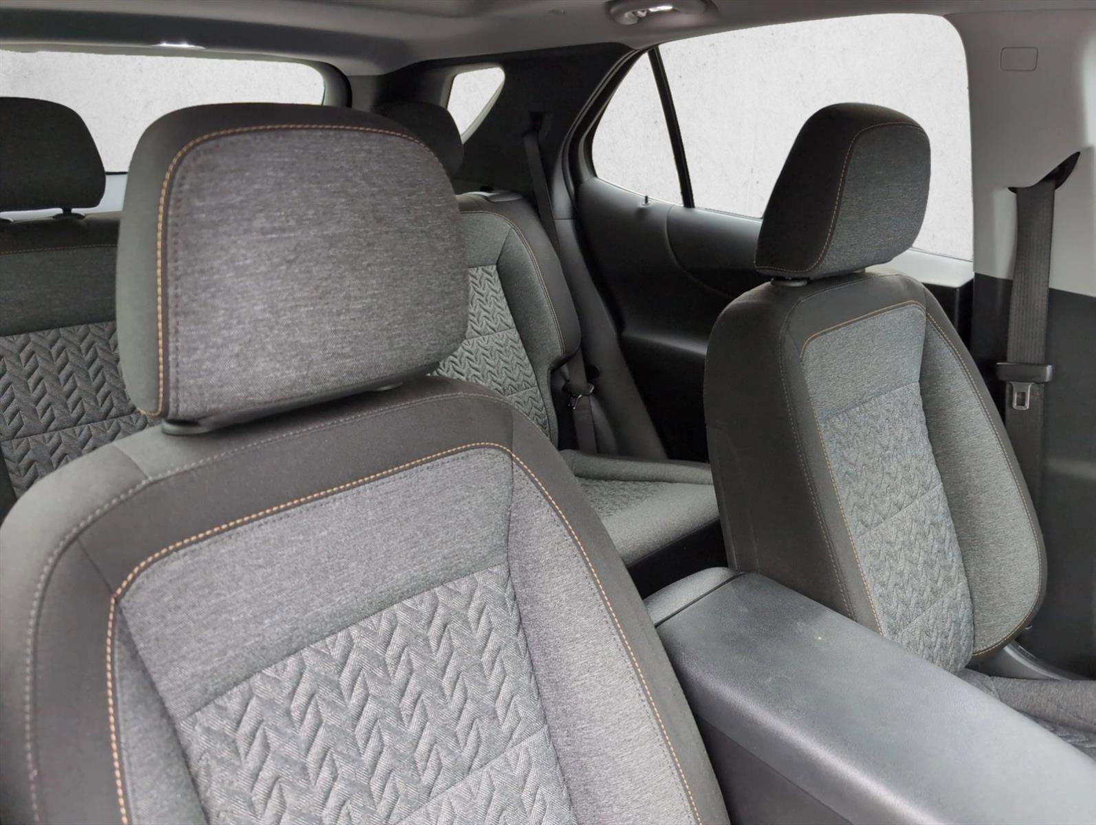 Used 2022 Chevrolet Equinox LT FWD image 25