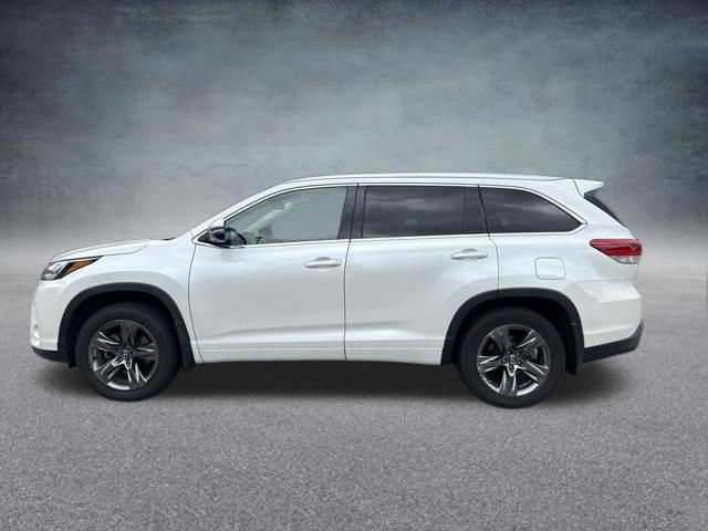 Used 2018 Toyota Highlander Limited Platinum AWD/4WD image 2