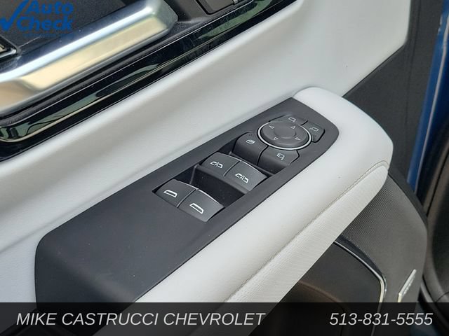 Certified 2025 Chevrolet Suburban Premier AWD/4WD image 24