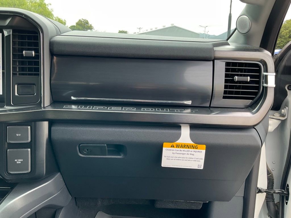 Used 2024 Ford F250 Lariat w/ Lariat Ultimate Package image 59