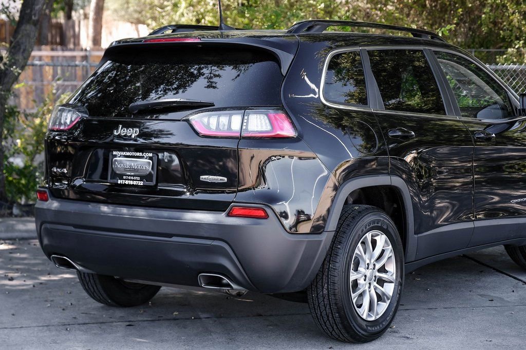 Used 2022 Jeep Cherokee Latitude Lux image 16