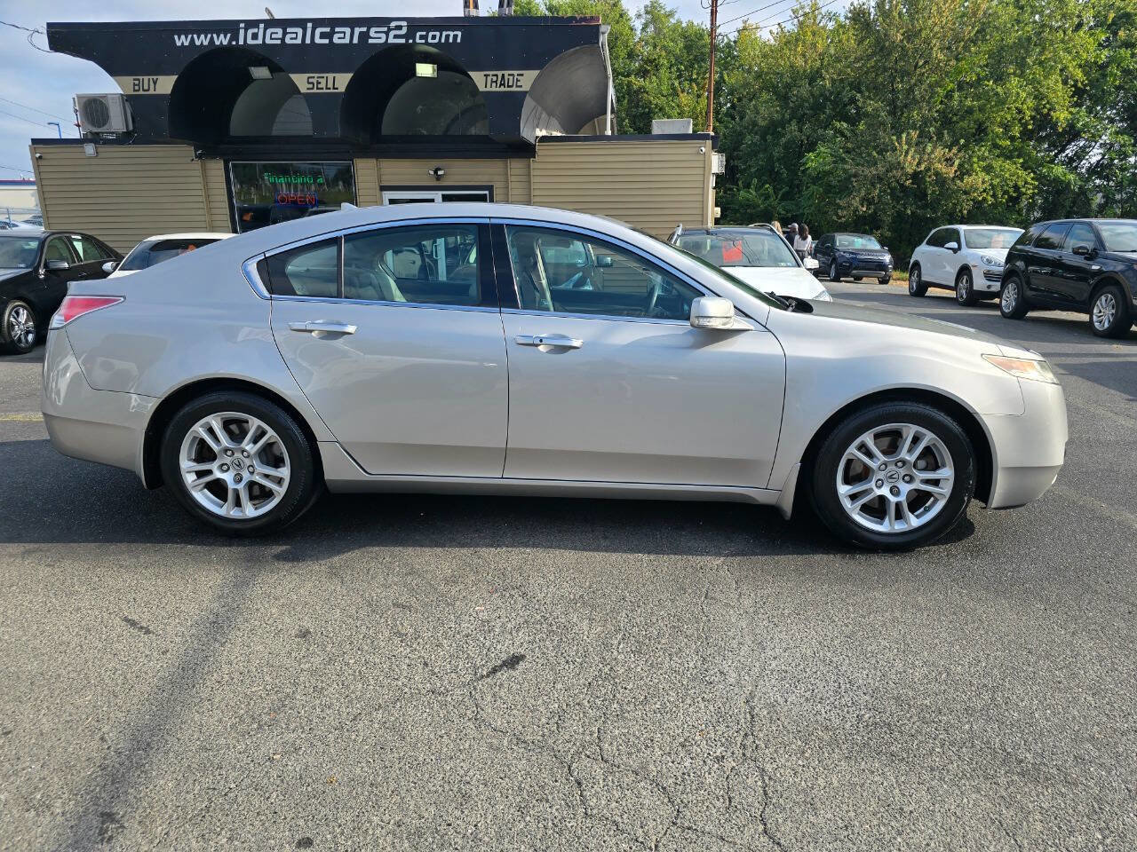 Used 2009 Acura TL w/ Technology Package FWD image 2