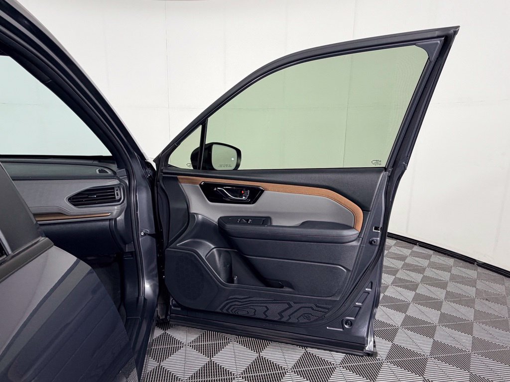 Used 2025 Subaru Forester Sport AWD/4WD image 35