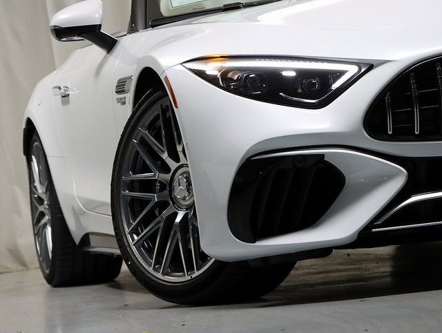 New 2026 Mercedes-Benz SL 55 AMG 4MATIC image 4