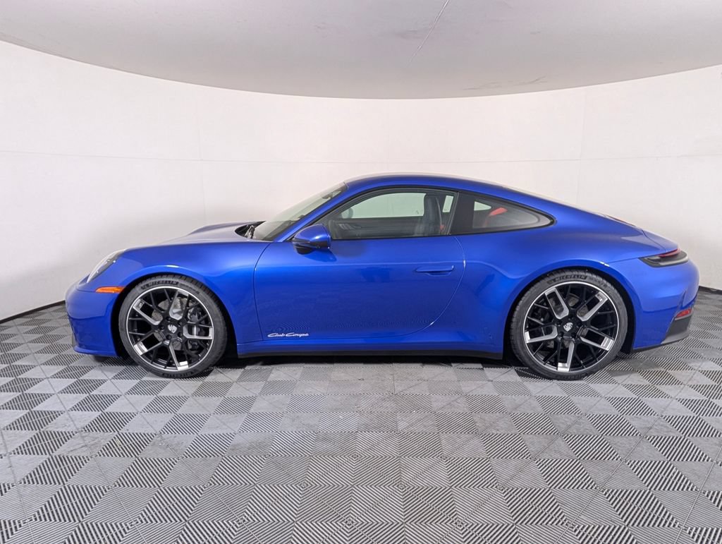 Used 2026 Porsche 911 Carrera T RWD image 2
