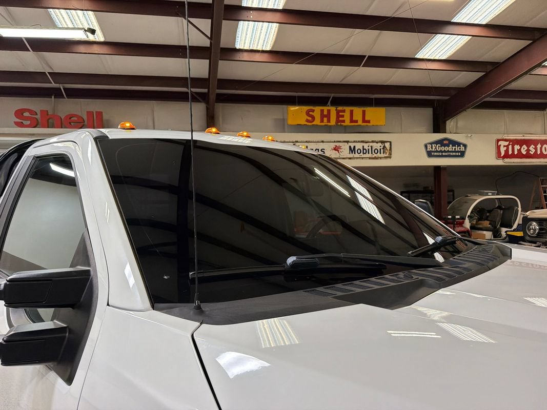 Used 2019 Ford F550 2WD Regular Cab Super Duty image 34